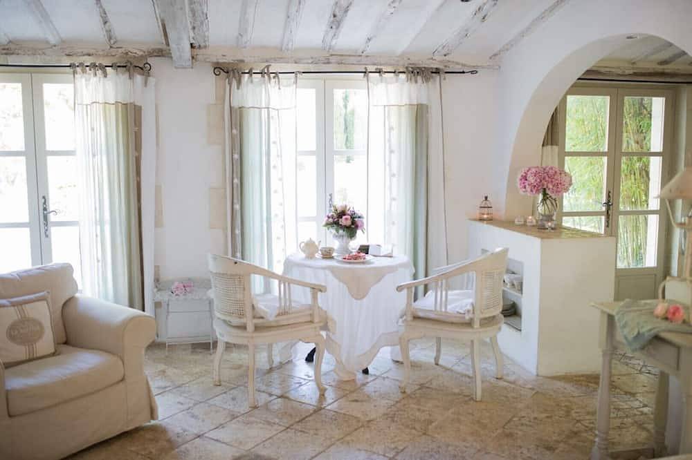 Mas Dagan, vacation apartments in Saint Remy to dream away on a romantic estate in Saint-Rémy-de-Provence, Région d'Arles