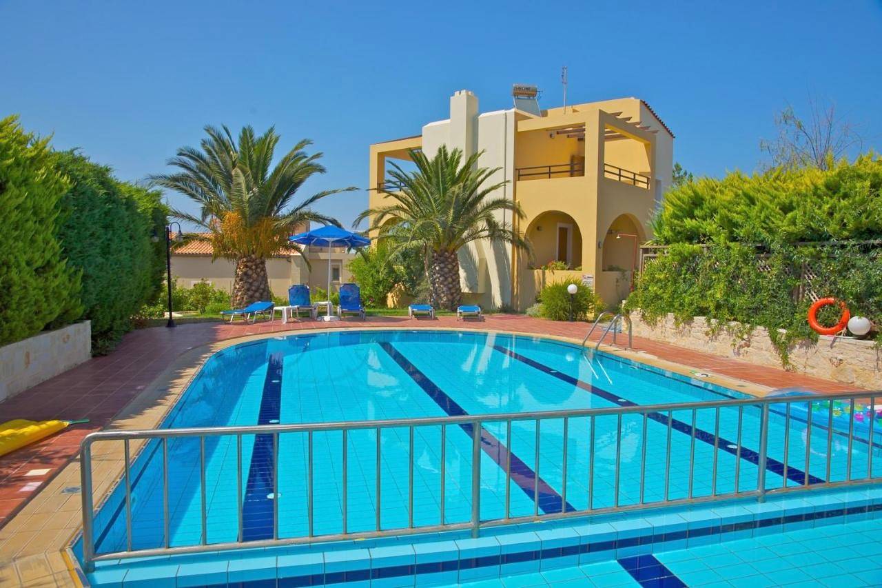 Three-Bedroom Villa with Private Pool (2 -7 Adults) in Rethymno und Umgebung