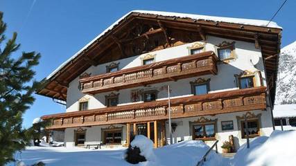 Ferienwohnung für 4 Personen, mit Garten und Balkon an der Zugspitze (Österreich)