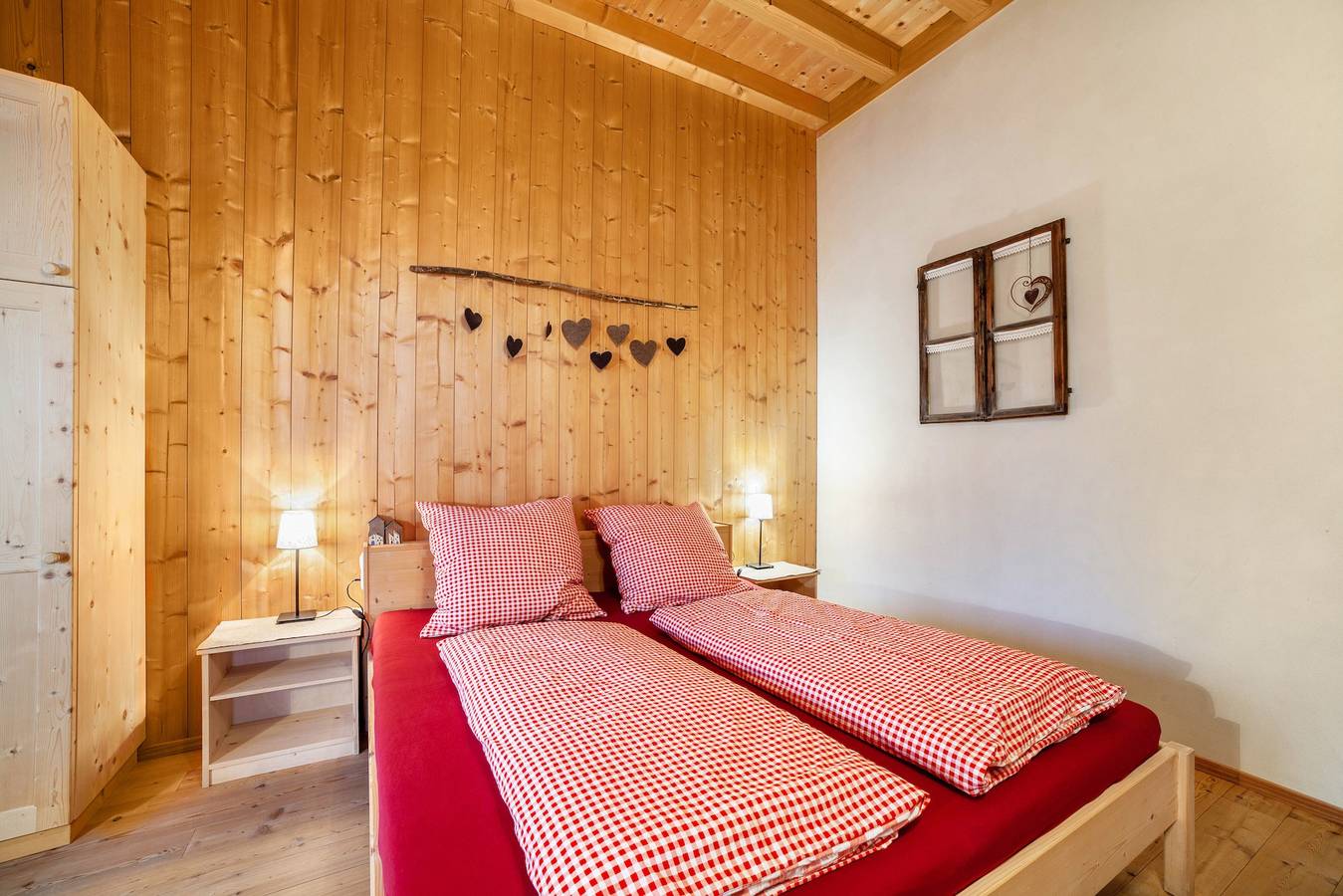 Ganze Wohnung, "Grushof App Paföl" mit Bergblick, gemeinschaftlich genutztem Garten & Wlan in Glurns, Nationalpark Stilfser Joch