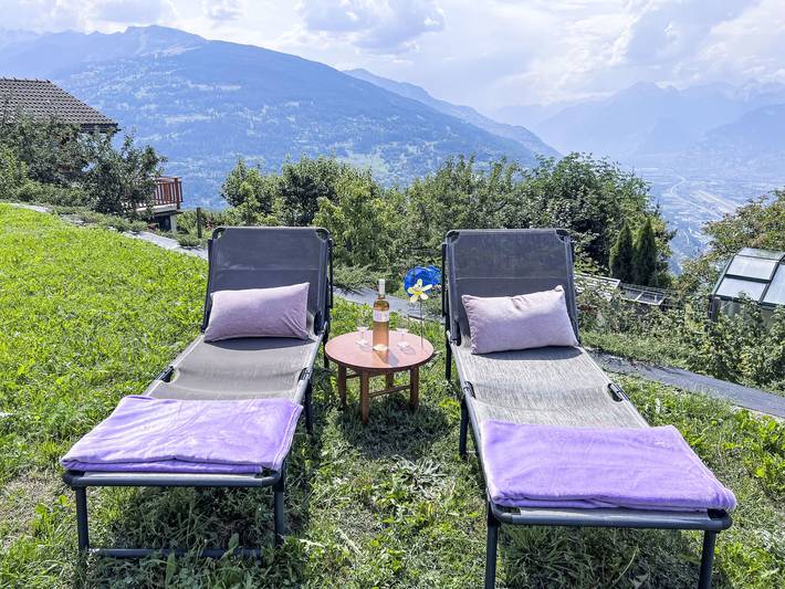 Location de vacances pour 2 personnes, avec Balcon et Terrasse dans Nax