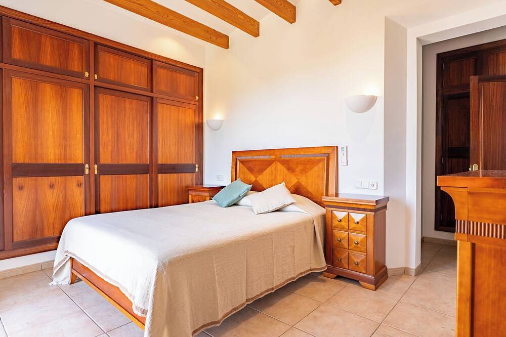 Villa In Deia mit Panoramablick in einer natürlichen Umgebung in Deià, Mallorcas Küste
