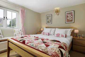 Holiday Rental for 4 People in Bourton-on-the-Water, The Cotswolds, Photo 2