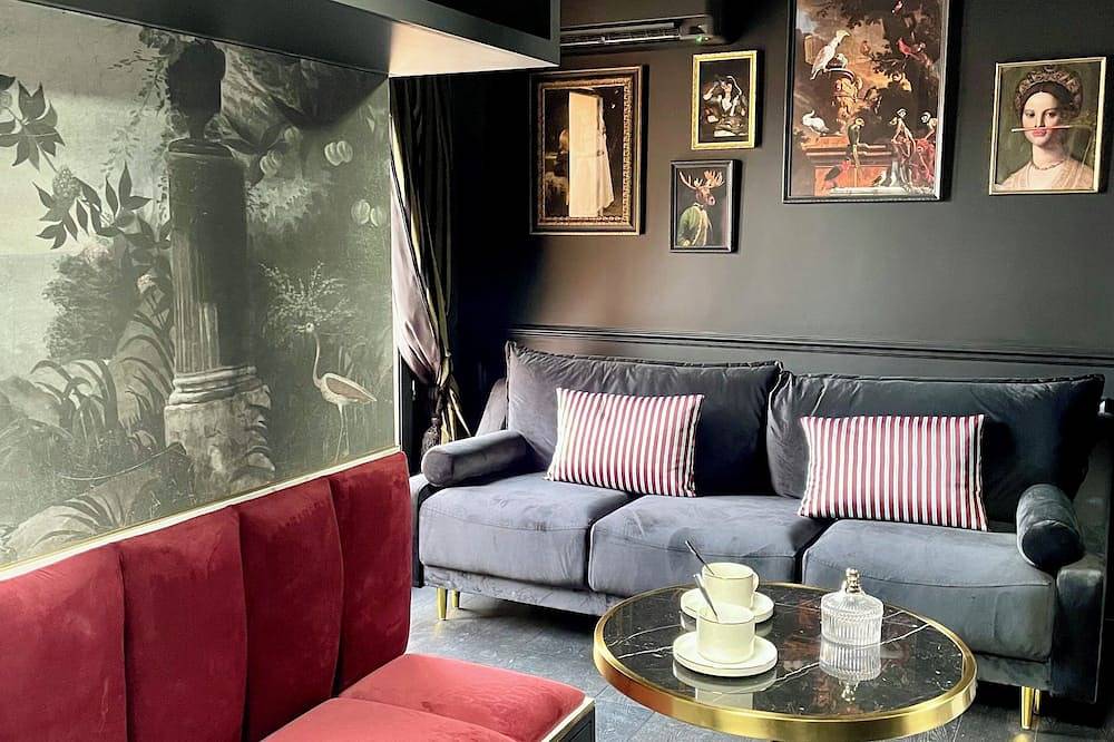 Entire apartment, Latemporel - Mêlant Élégance et Sensualité in Bordeaux, Bordeaux region