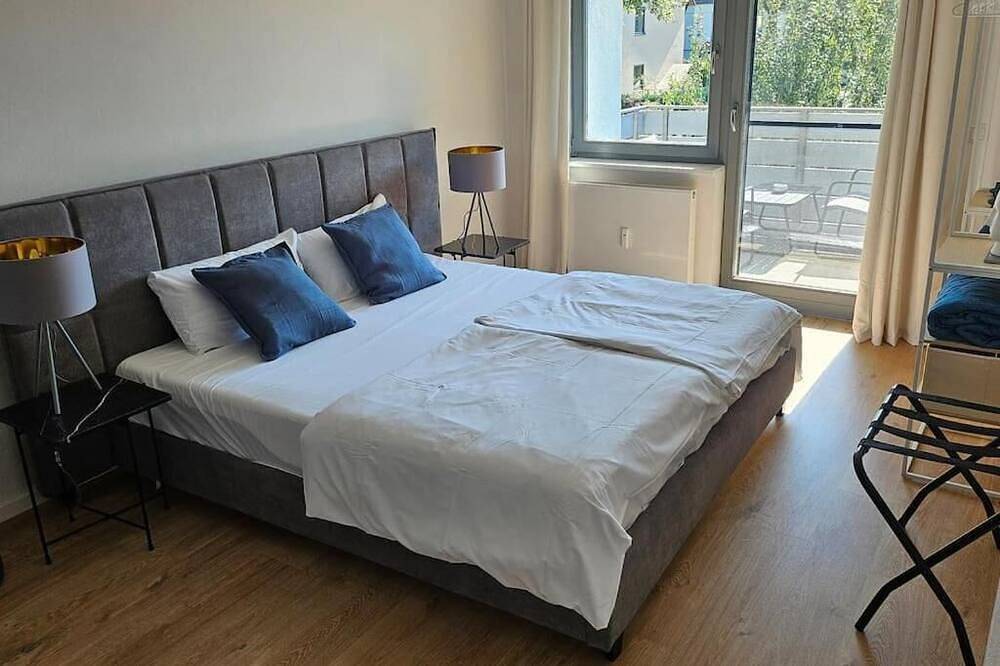 Ganze Wohnung, Casa 8070 Ingolstadt Maisonette-Wohnung |91 m²|4 Zi.|1-8 Pers.|inkl. Parkplatz in Ingolstadt, Oberbayern