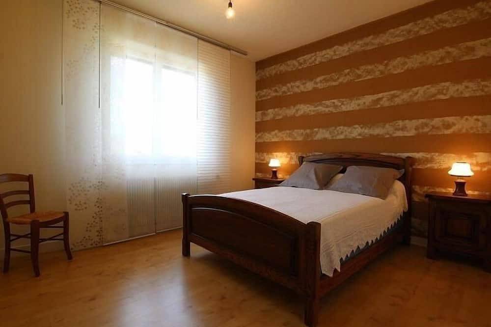 Casa rural renovada con terraza cerca de Retournac in Retournac, Macizo Central