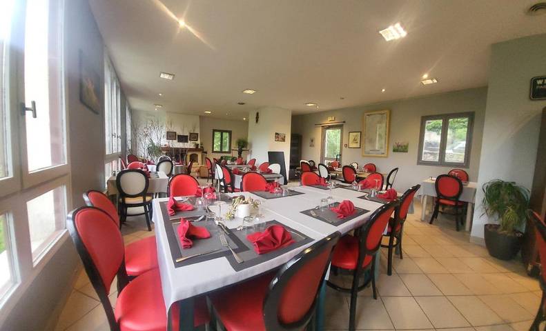 Hôtel pour 2 personnes, avec Terrasse et Vue à Vebron