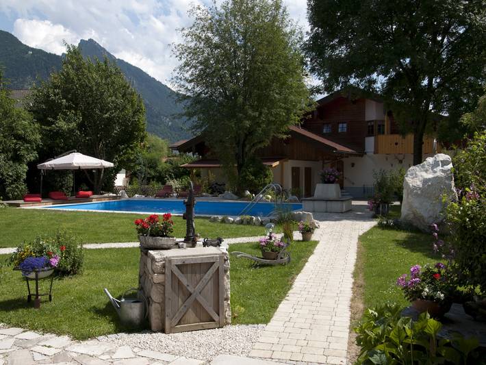 Ferienwohnung für 2 Personen, mit Balkon und Terrasse sowie Garten und Pool in Grassau - 3