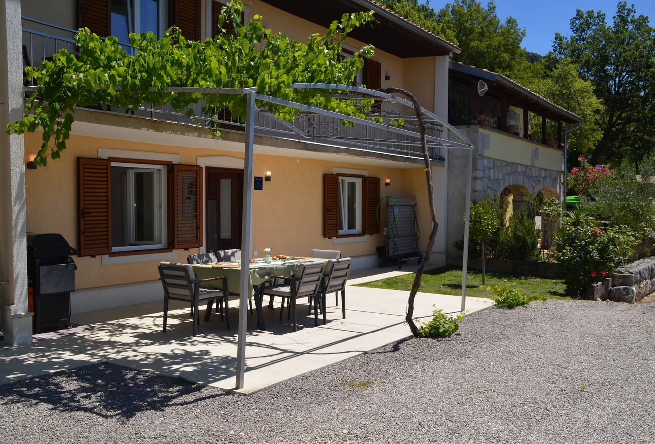 Ferienhaus 'Vacation House Martin' mit Meerblick, Wlan und Klimaanlage in Bribir, Primorje-Gorski Kotar