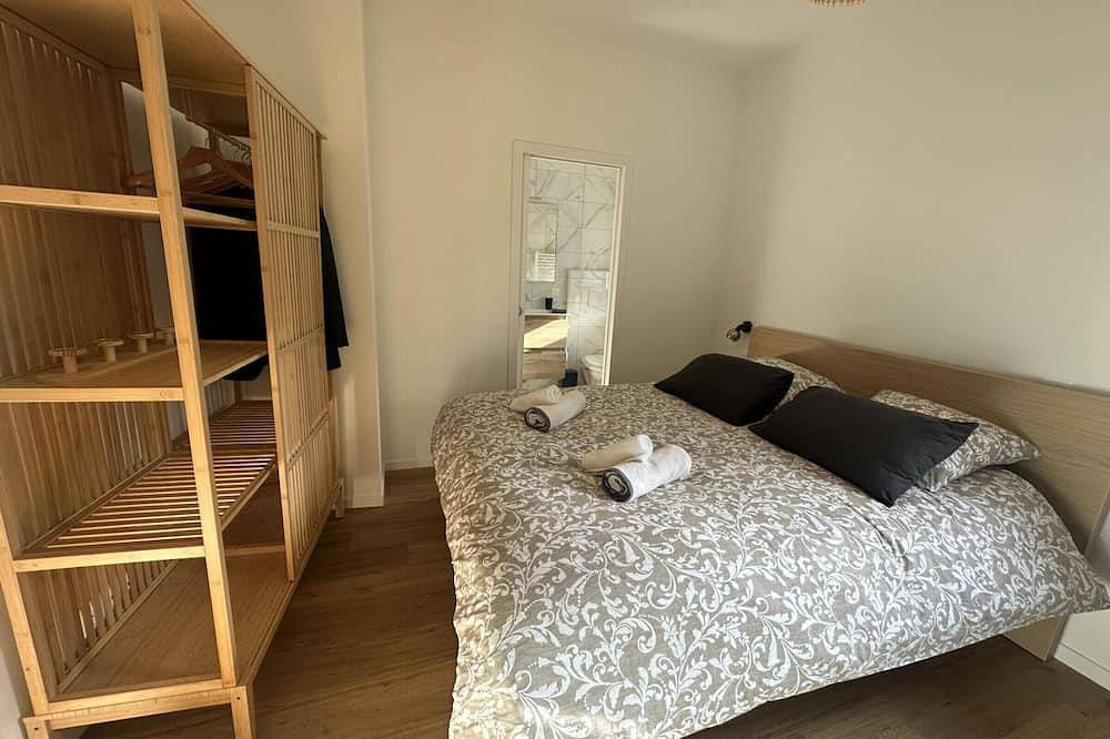 Casa ideal para 2 parejas en el centro de Moulins con patio compartido y comodidades completas in Moulins, Allier (desambiguación)