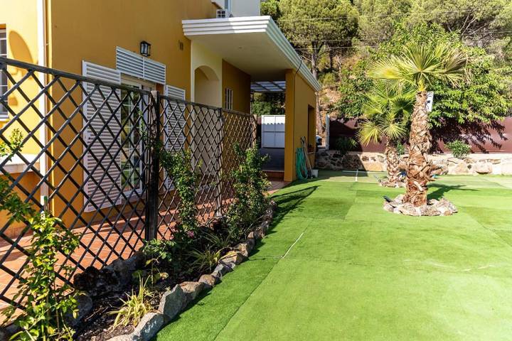 Casa rural para 7 personas, con Terraza y Jardín además de Piscina y Vistas al lago en Córdoba - 4