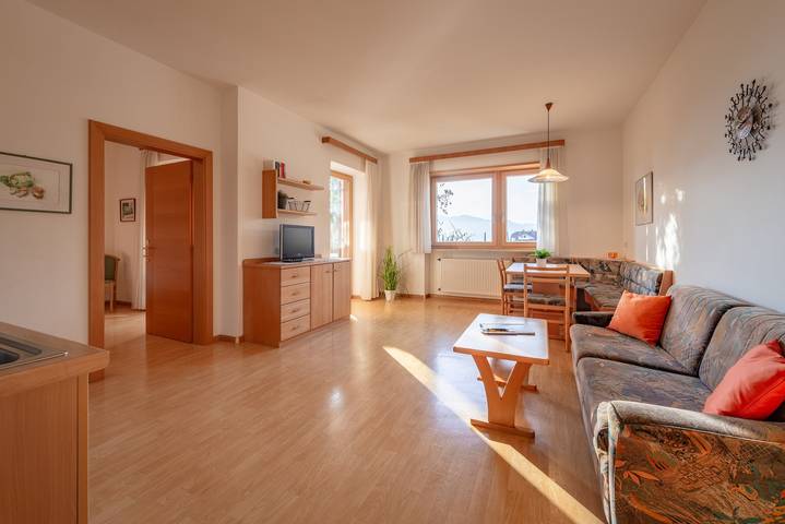Ferienwohnung für 2 Personen, mit Balkon und Garten - 1