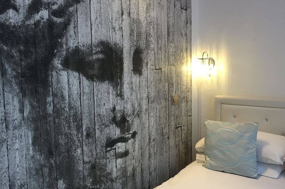 Entire apartment, Bayapart Small One Bedroom Apartment in Cardiff Bay, Cardiff