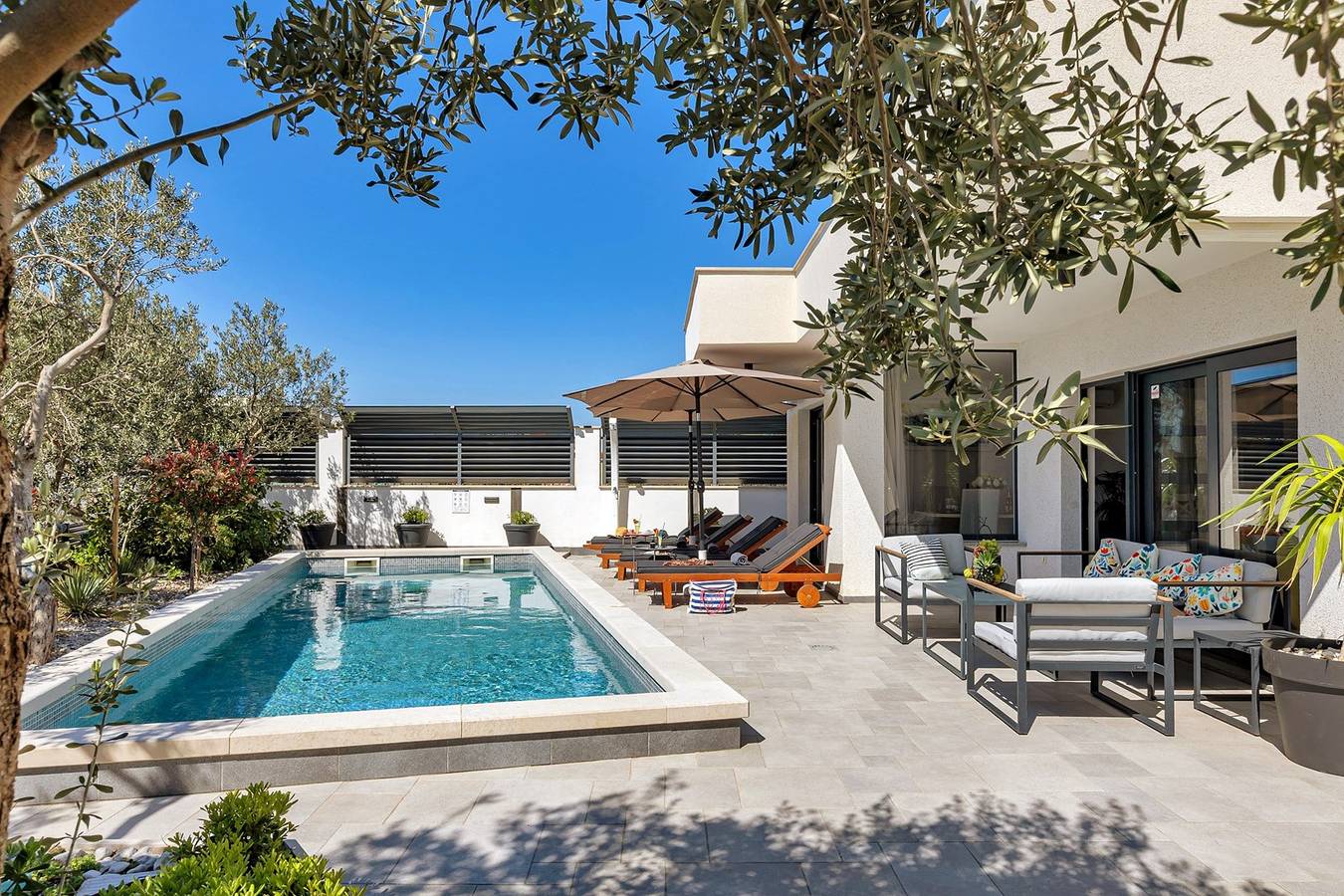 Villa per 5 persone con balcone/terrazza in Macarsca, Makarska Riviera