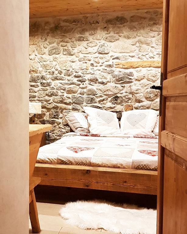 Ferme familiale Chez Lili - Chambre Parmelan in Alex (Annecy), Région d'Annecy