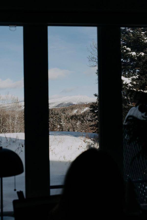 Gîte pour 6 personnes, avec jardin et terrasse ainsi que piscine et vue dans Mont-Tremblant - 3