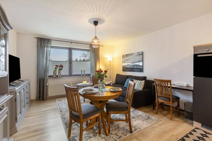 Ganze Wohnung, Ferienwohnung 'Marla' mit Gemeinschaftsterrasse, Gemeinschaftsgarten und Wlan in Lauterbach, Vogelsberg Region