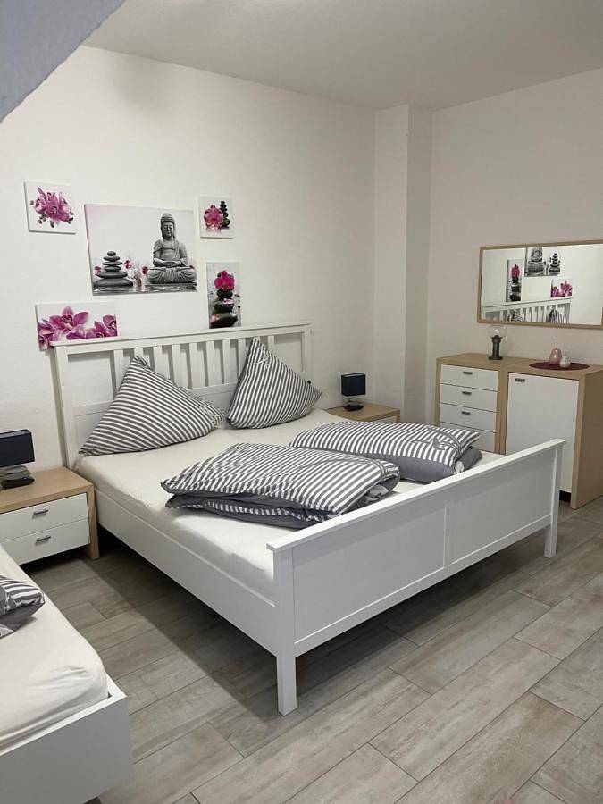 Geheel appartement, One-Bedroom Apartment in Bottrop, Ruhrgebied