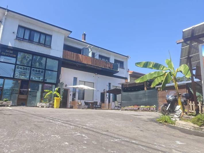 Apartamento para 4 personas, con Jacuzzi además de Terraza y Jardín en Bárcena de Cicero