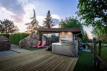Cottage pour 15 personnes, avec piscine et jacuzzi ainsi que jardin et sauna à Furdenheim