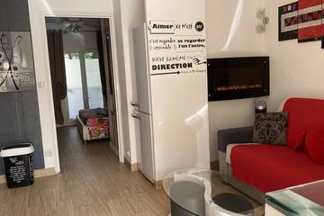 Gîte pour 4 personnes, avec terrasse dans Le Mourillon