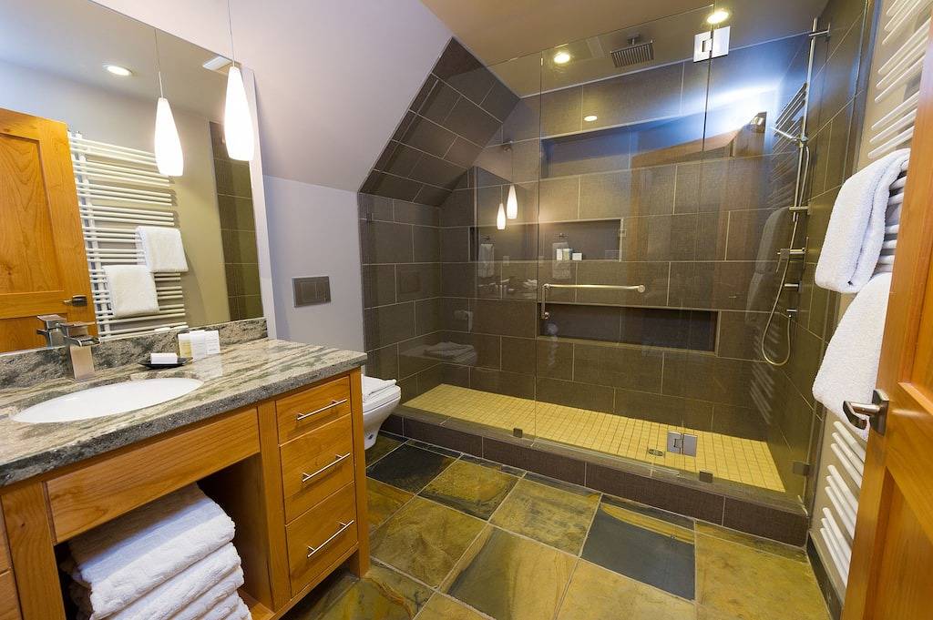 True ski in / out-Piste--Gastronomie-Shopping-Beide Gondeln-Pvt Hottub in Whistler, Whistler Blackcomb