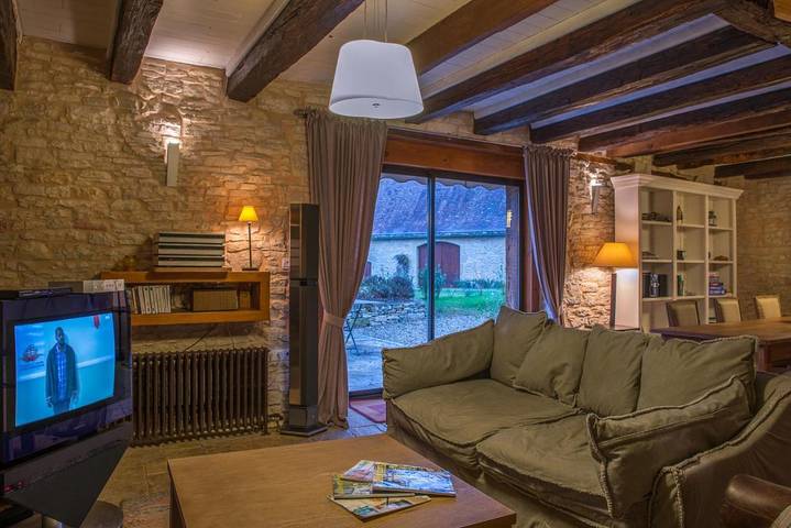 Maison de vacances pour 6 personnes, avec Terrasse ainsi que Jardin et Piscine