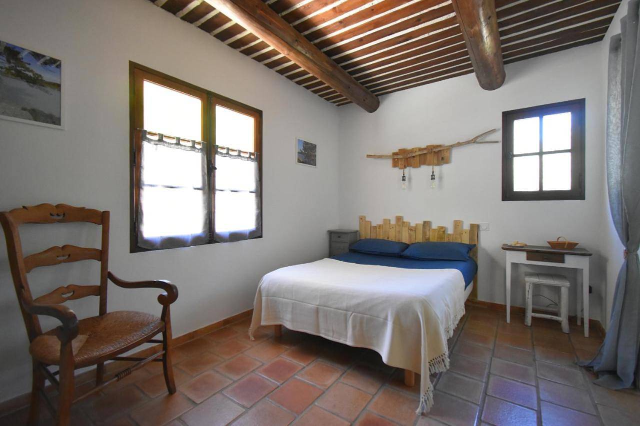 Les Chambres du Luberon & Table d'hôtes in Lauris, Parc naturel régional du Luberon