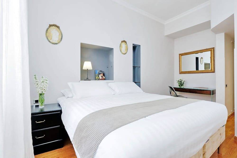 Appartement entier, Colisée panoramique appartement élégant pour 6 in Centre de Rome, Rome