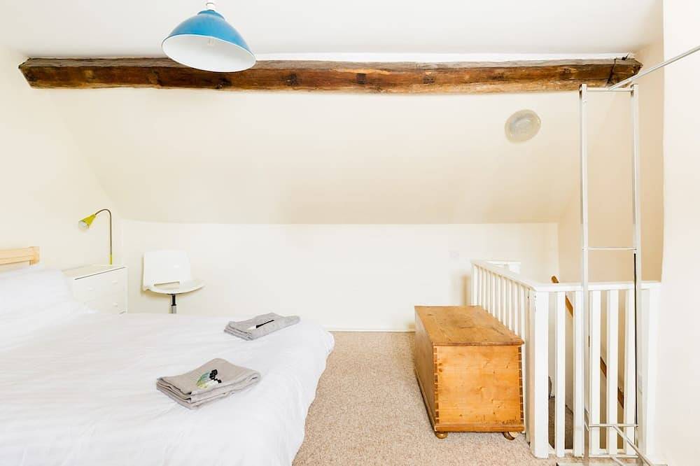 Cv34 4St 23 The Butts Warwick · Traditional 2 Bed Cottage, Central Warwick | Pass The Keys in Warwick, Warwickshire