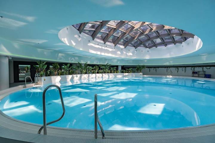 Apartamento de vacaciones para 2 personas, con terraza y piscina además de sauna y jacuzzi - 1