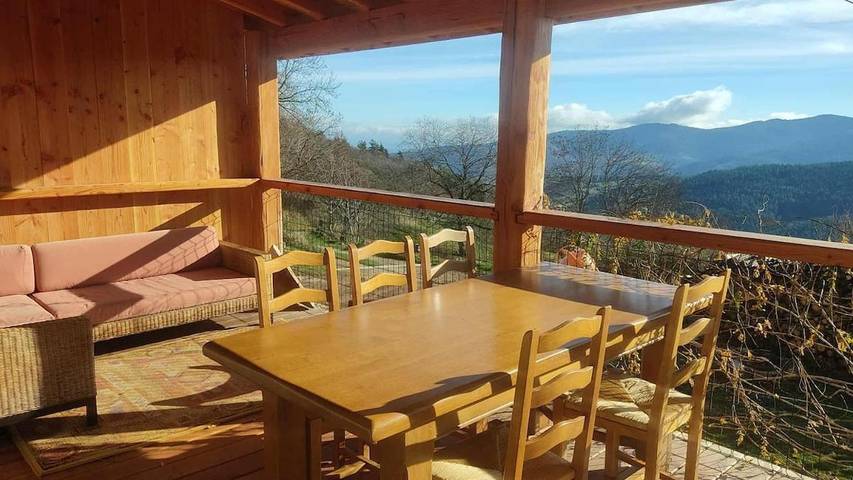 Location de vacances pour 8 personnes, avec Terrasse ainsi que Jardin et Vue dans Vanosc - 3