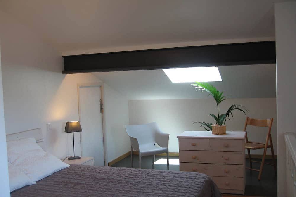 Appartement entier, Duplex  \"le surfeur\" avec terrasse face à l'océan dans villa basque in Bidart, Région de Bayonne