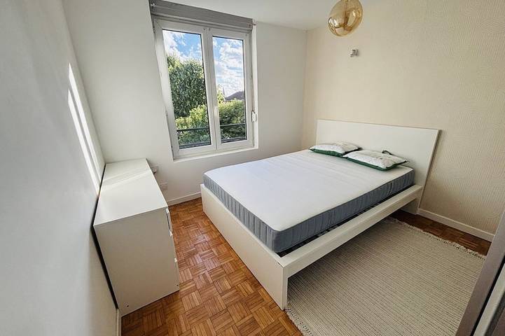 Entire apartment, Le T3 Malpeaux Arras Centre in Arras, Arras region