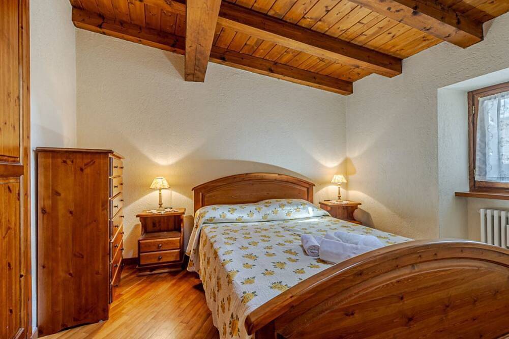 Apartamento entero, La Leitery du Mont Blanc 2 - Wifi & Parking in Courmayeur, Alpes del Valais