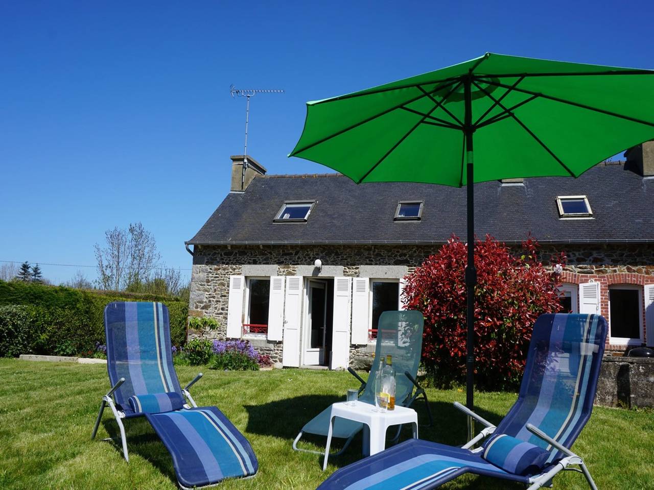 Charming Breton House near Petit Havre Beach in Pordic, Côte de Goëlo