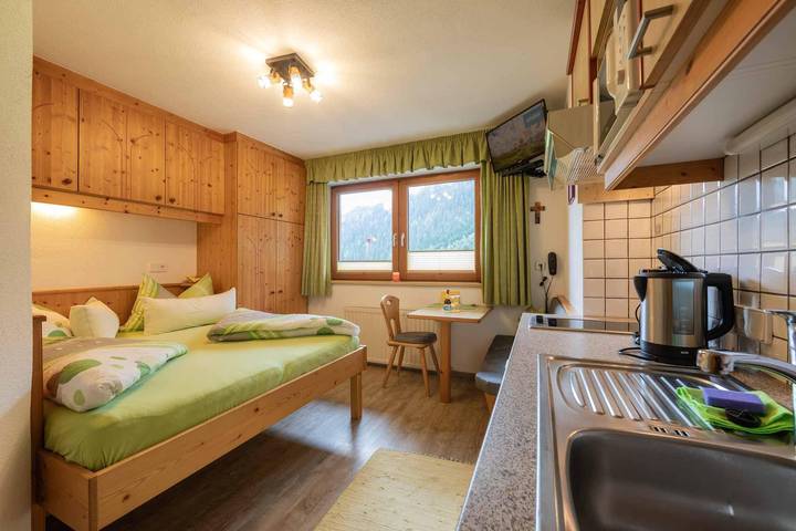 Ferienwohnung für 2 Personen, mit Terrasse und Garten in Neustift im Stubaital - 4