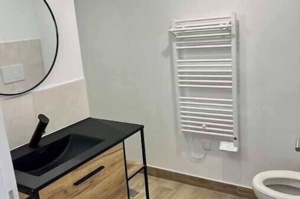 Appartement entier, Ty Surf 2 - Appartement Lumineux  avec terrasse à Plouharnel in Plouharnel, Côte des Mégalithes