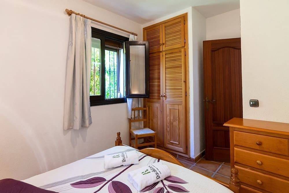 Casa Puente Palo Igualeja by Ruralidays in Igualeja, Province de Málaga