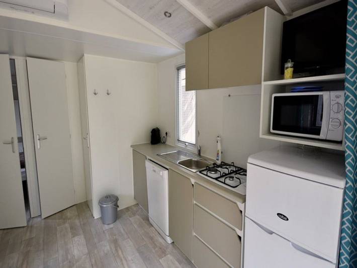 Mobil home pour 2 personnes, avec piscine à Méolans-Revel - 3