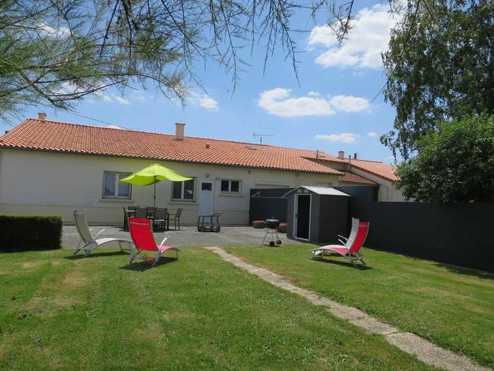 Gîte pour 6 personnes, avec jardin