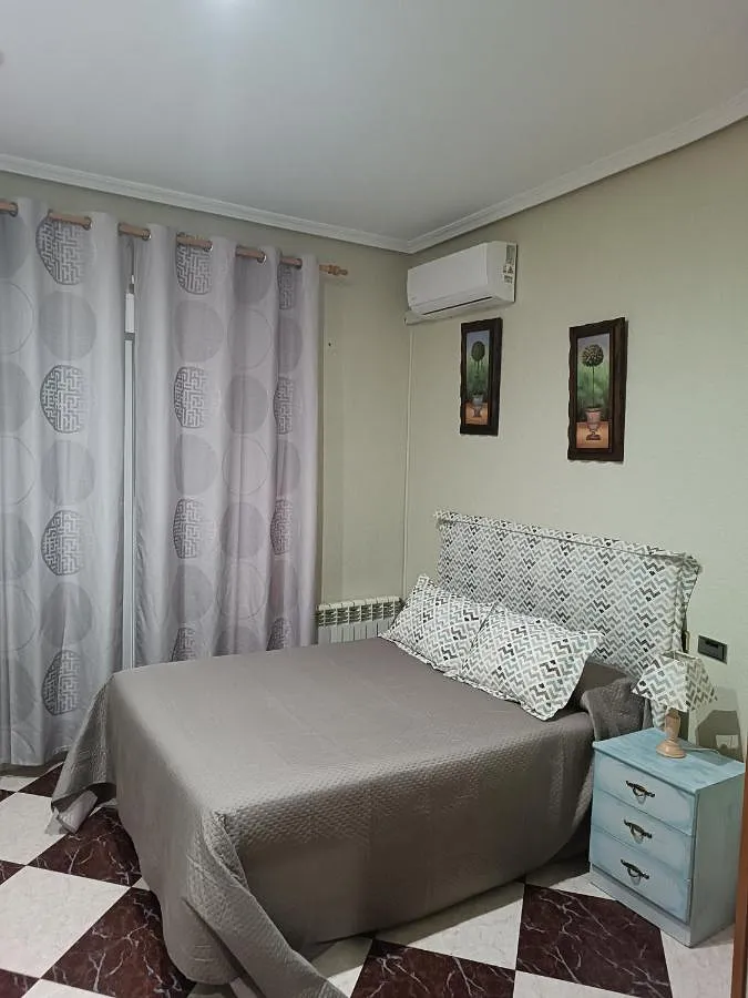 Ferienwohnung für 6 Personen, mit Balkon - 1