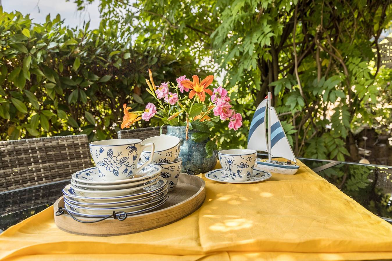 Ganze Wohnung, Ferienwohnung 'Haus Auryn' mit Privatterrasse, Gemeinschaftsgarten und Wlan in Markelfingen, Radolfzell am Bodensee