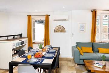 Holiday Rental for 6 People in Carcassonne, Canal du Midi, Photo 1