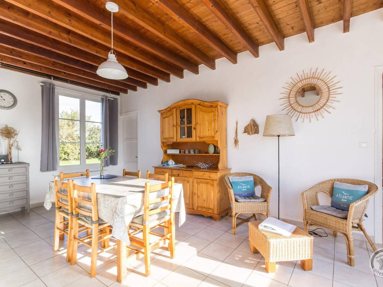 Maison confortable près de la plage avec jardin et terrasse in Les Pieux, Côte de la Déroute