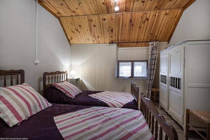 Gîte pour 7 personnes, avec terrasse et jardin à Dampierre-sur-Salon - 4