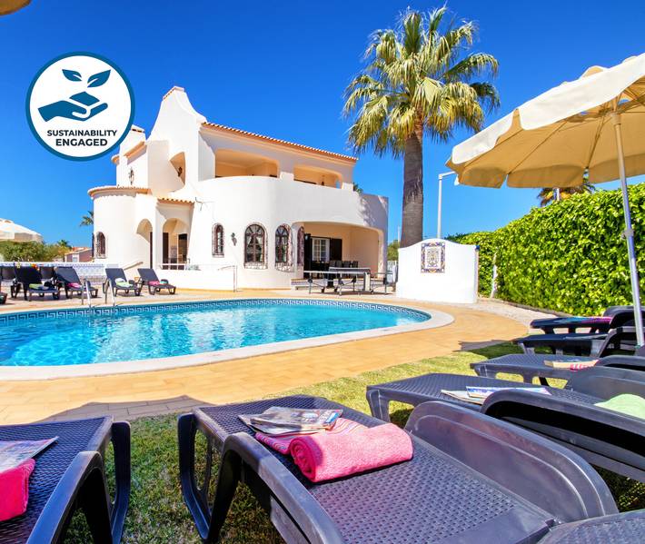 Villa para 22 pessoas, com Varanda e Terraço e ainda Jardim em Galé