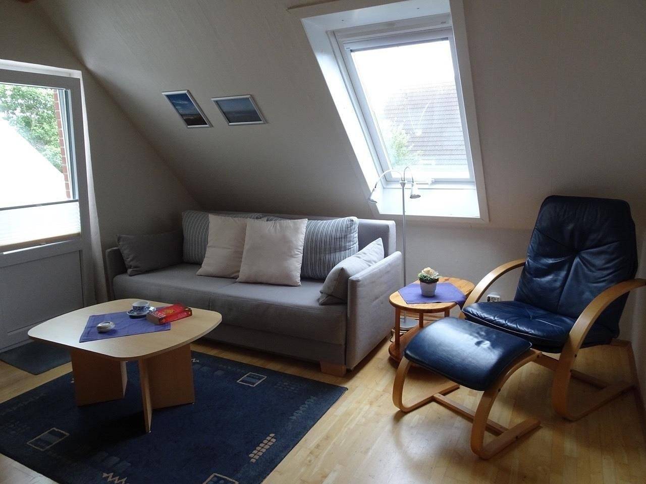 Ganze Wohnung, Ferienwohnung Pidder Lyng Fw 3: Balkon, Wlan & 500 m zum Strand in Utersum, Föhr