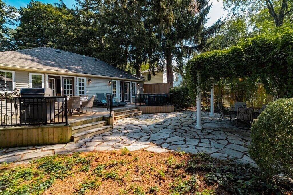 Renoviertes Ferienhaus, großartiger Platz im Freien, Grill, Wlan, Klimaanlage, Wäscherei in Niagara-on-the-Lake, Niagara Fälle