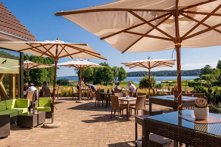 Ferienwohnung für 4 Personen, mit Garten und Sauna sowie Balkon